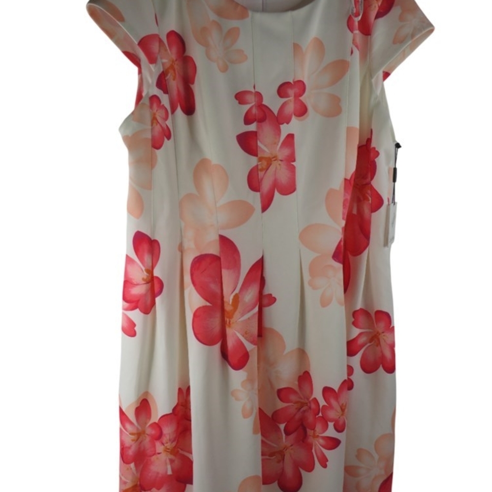 Calvin Klein White and Pink Pleated Cap Sleeve Dress